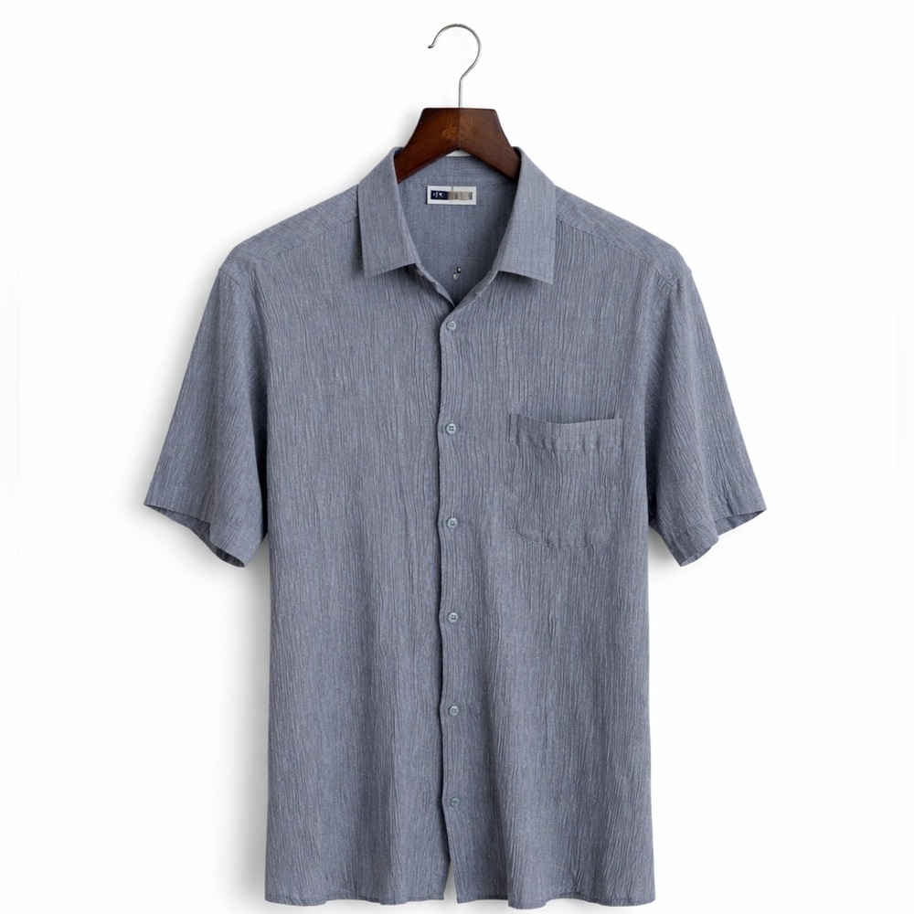 UNTIED Men’s Medium Gray Textured Short Sleeve Button Down Shirt